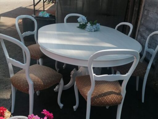 Tavolo tondo allungabile e 6 sedie