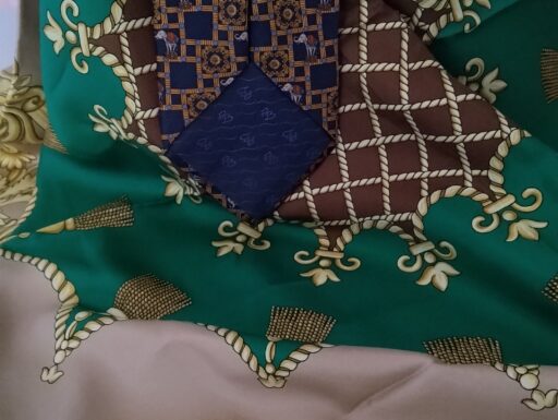 Foulard + Cravatta Vintage
