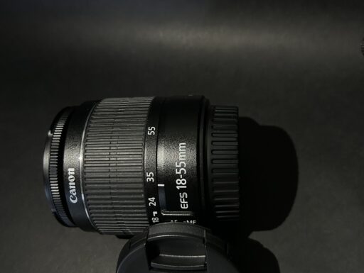 Canon EOS 2000D + obiettivo 18-55mm