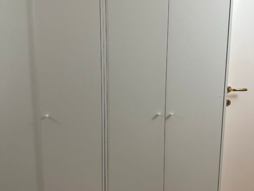 Divano/ letto e Armadio 2 ante