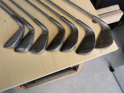 Sacca e set ferri da golf