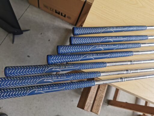 Sacca e set ferri da golf