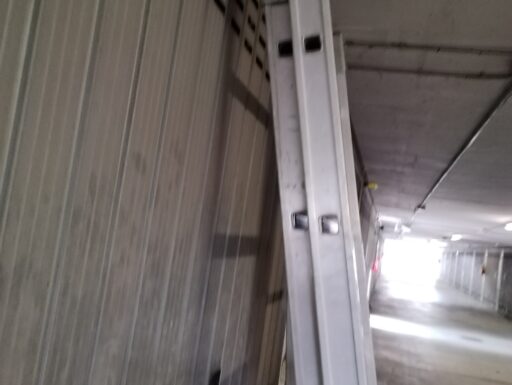 Scala in alluminio componibile a triangolo con tre elementi