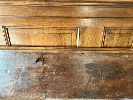 Antica cassapanca da sacrestia