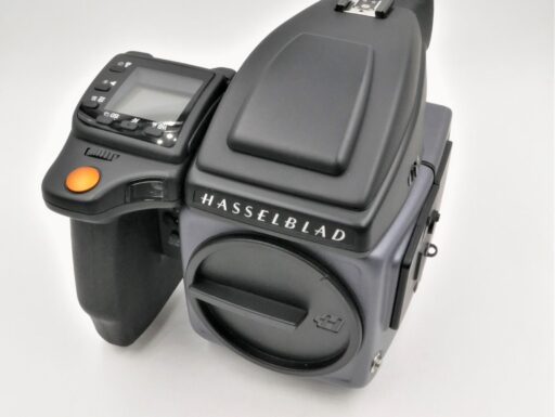 Nuova fotocamera digitale e obiettivo della fotocamera