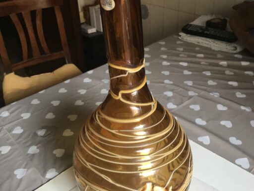 Vaso centrotavola giallo in vetro con inserti