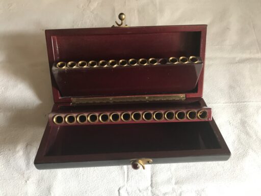 Scatola portasigarette inglese a borsellino anni 50