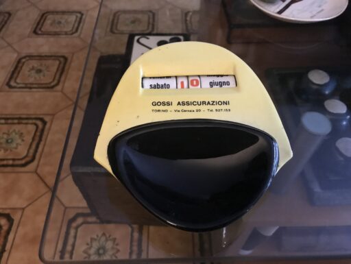 Calendario perp. pubblicit. da tavolo in ceramica italiano