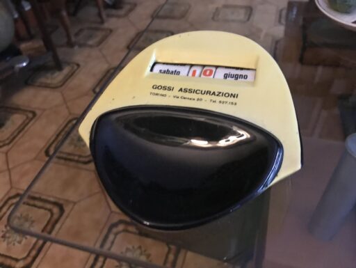 Calendario perp. pubblicit. da tavolo in ceramica italiano