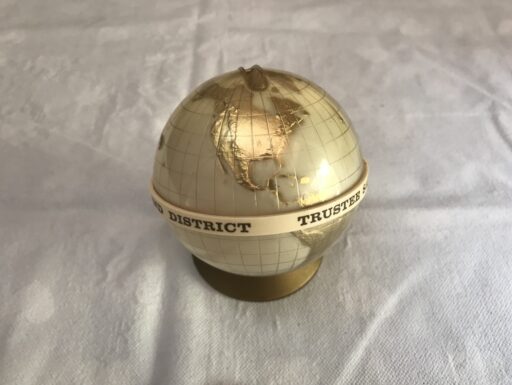 Mappamondo/salvadenaio banca americana anni 60