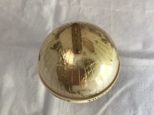 Mappamondo/salvadenaio banca americana anni 60