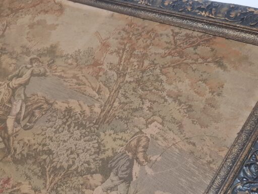 Antico quadro con cucito