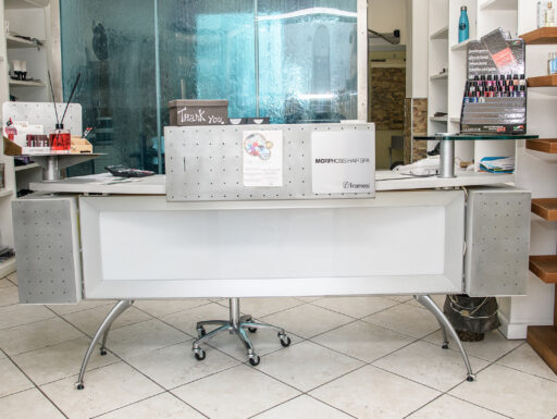 Arredamento usato per parrucchiere