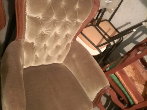 Divano vintage con 2 poltrone