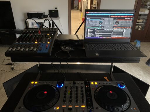 Porta consolle per Dj & Karaoke