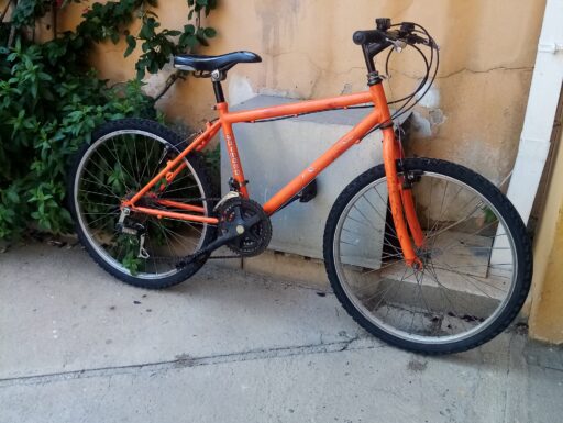 Ottima bici quasi nuova misura 24