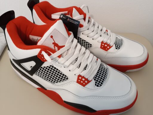 Nike Jordan 4