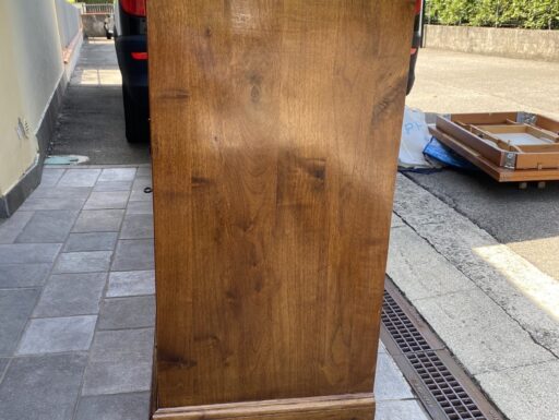 Mobile salotto in castagno