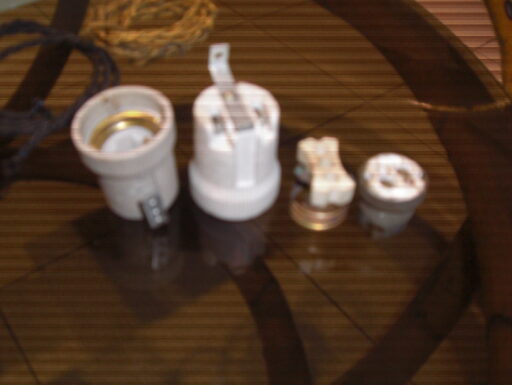 Elettrico materiale mercatino lotto di 22 pezzi