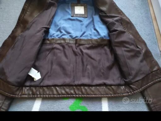 giacca mango in pelle sintetica