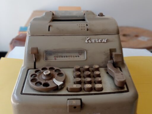 Calcolatrice Everest 1959