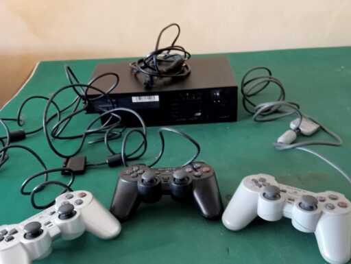 Play Station 2 + 3 consolle