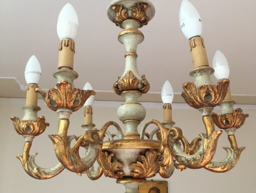 Lampadario e 2 appliques in legno