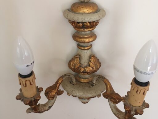 Lampadario e 2 appliques in legno