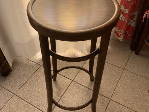 Sgabello da osteria antico