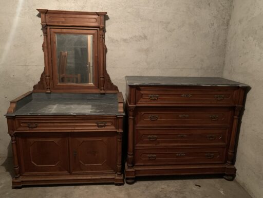 2 Mobili antiquariato con ripiano in marmo