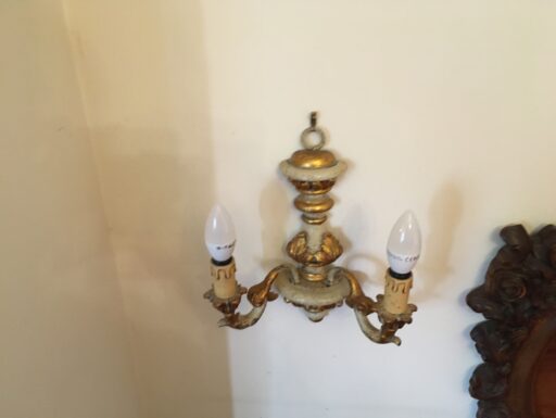 Lampadario e 2 appliques in legno