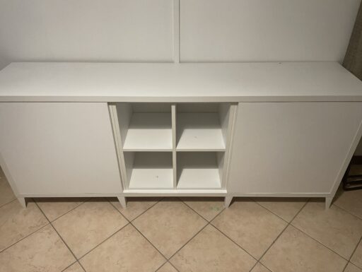 Mobile mordente bianco