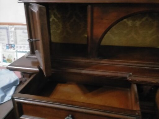 Mobile credenza stile rustico