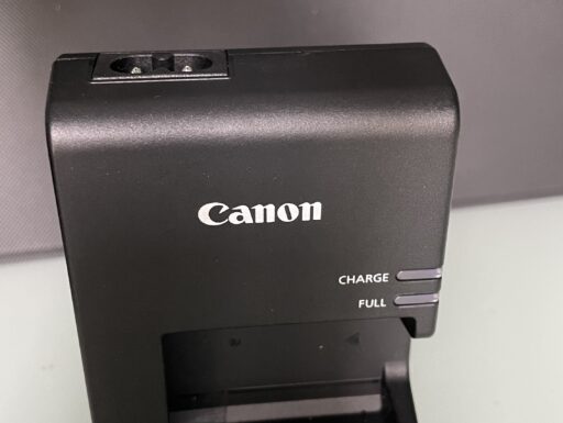 Reflex Canon EOS 2000d