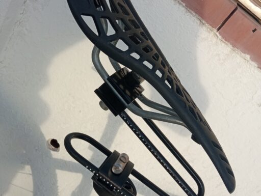 Mountain-bike in fibra di carbonio taglia l 27,5 legnano