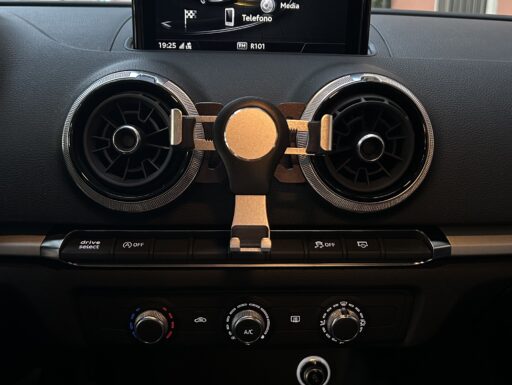 Audi a3 1.0 30tfsi sportback business neopatentati 12/2018