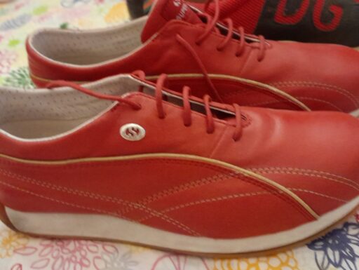 Abbigliamento ed accessori donna uomo e bambina