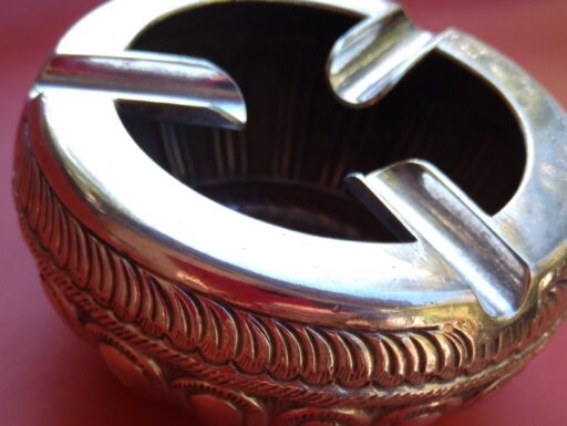 Posacenere indiano in argento