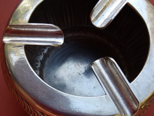 Posacenere indiano in argento