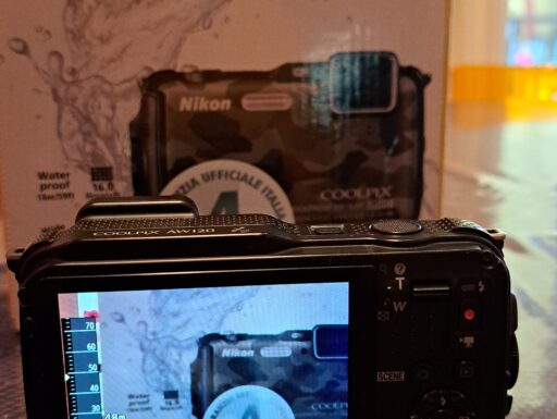 Nikon coolpix aw120