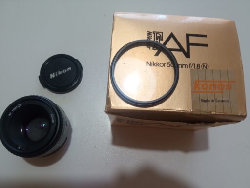 Obiettivo nikon 50mm, f.1,8. obiettivo risoluzione tagliente