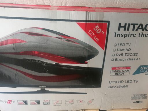 Smart tv, altoparlante, forno microonde