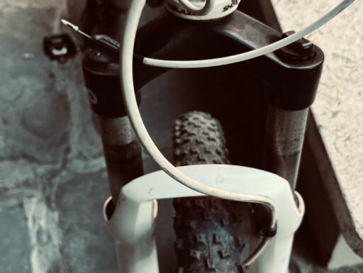 Mountain bike shockblaze