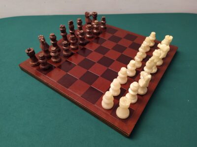 Scacchiera legno scacchi alabastro