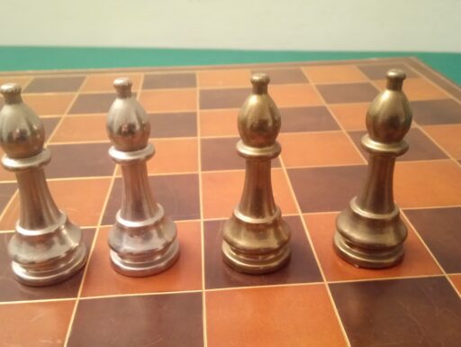 Scacchiera legno cassetto scacchi metallo e pedine bachelite