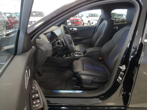 Bmw 118d msport 2 exterior + interior m 2.0 150cv 5p.