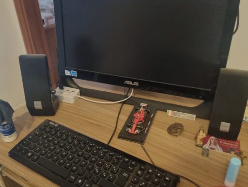 Pc asus da tavolo o all in on