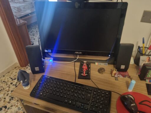 Pc asus da tavolo o all in on