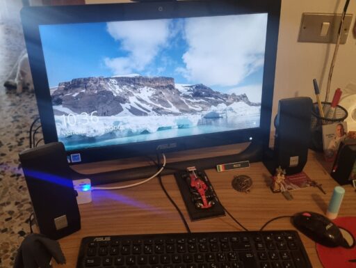 Pc asus da tavolo o all in on