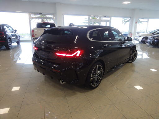 Bmw 118d msport 2 exterior + interior m 2.0 150cv 5p.